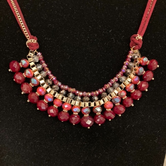 Necklace by Ali Khan New York. Beautiful. Pre Owned. Excellent Condition. - Picture 5 of 17